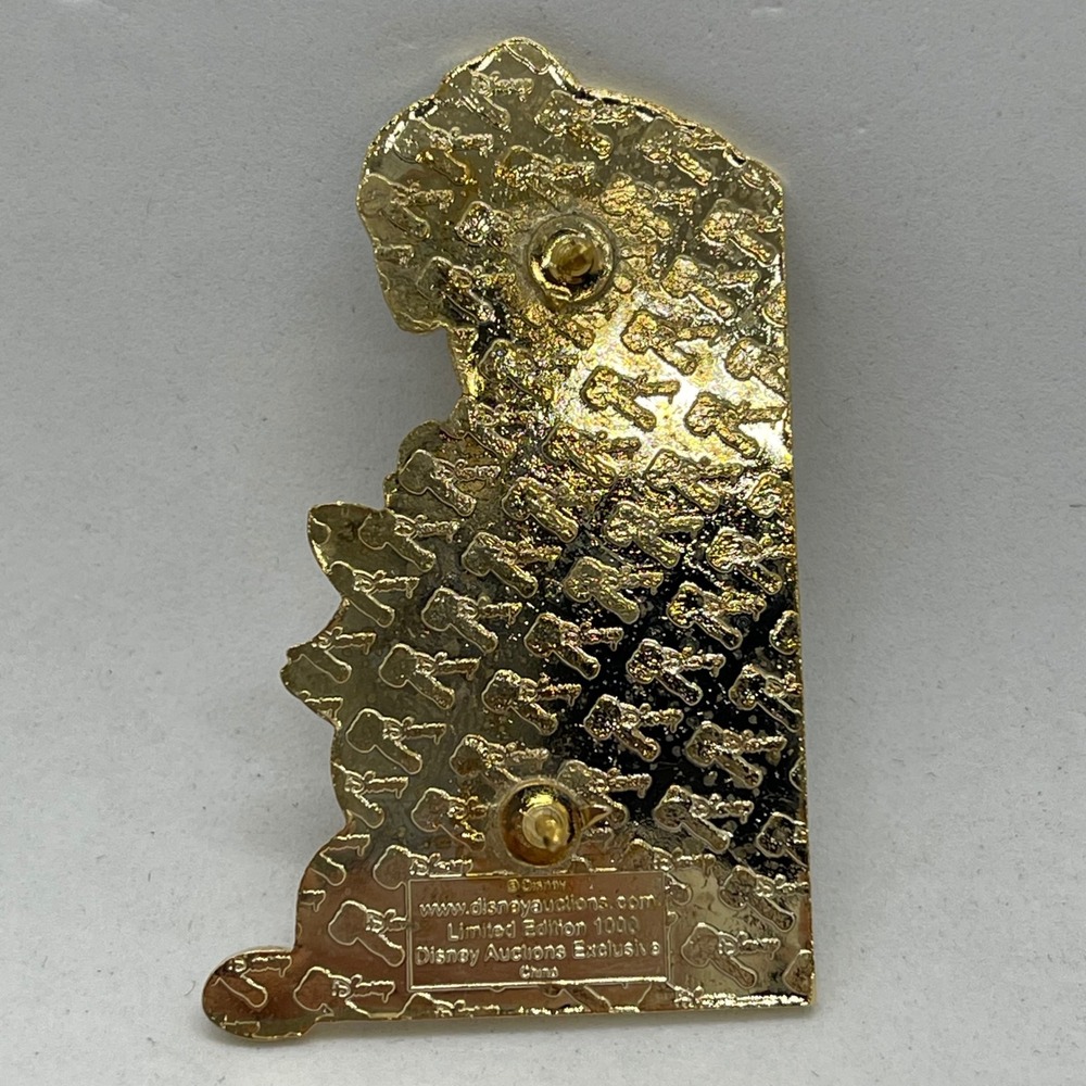 Disney Auctions Marie Fish Fry Pin Aristocats LE 1000 Exclusive Enamel Pin - Picture 2 of 5